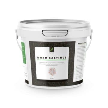 Organic worm castings for enriching soil